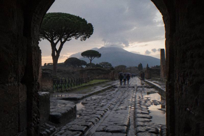 Skip-Line, Naples or Sorrento
